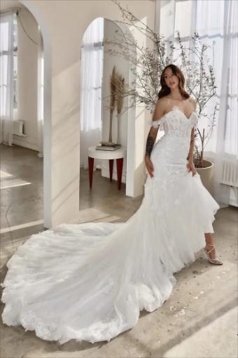Martina Liana Como 1612 #5 (IVIV-PL) Ivory Lace & Tulle over Ivory Gown w Porcelain Tulle Illusion thumbnail